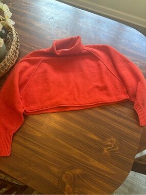 Cozy Urban Outfitters Red Turtleneck Cropped Sweater XS